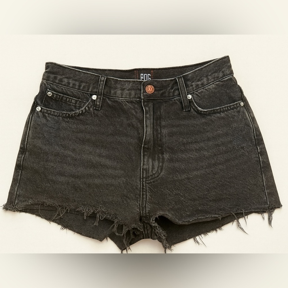 BDG Urban Outfitters Girlfriend High-Rise Black Wash Denim Cutoff Shorts 26